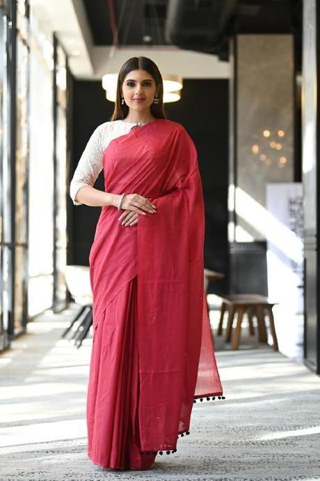 Alluring Red Color Soft Linen Silk Designer Plain Saree SY 537