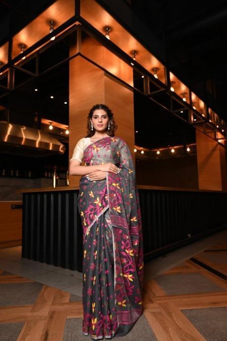 Amazing Hand loom Soft Cotton Silk Jacquard Saree SY 301