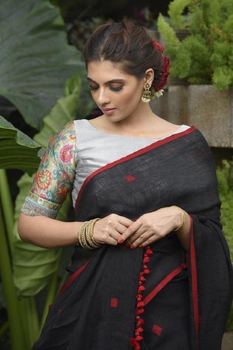 Beautiful Black Color Soft Festival Wear Linen Silk Saree SY 110
