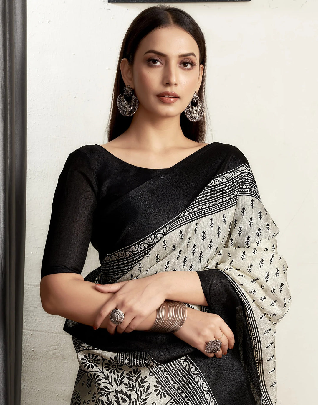 Festival Wear White Color Cotton Blend Printed Saree