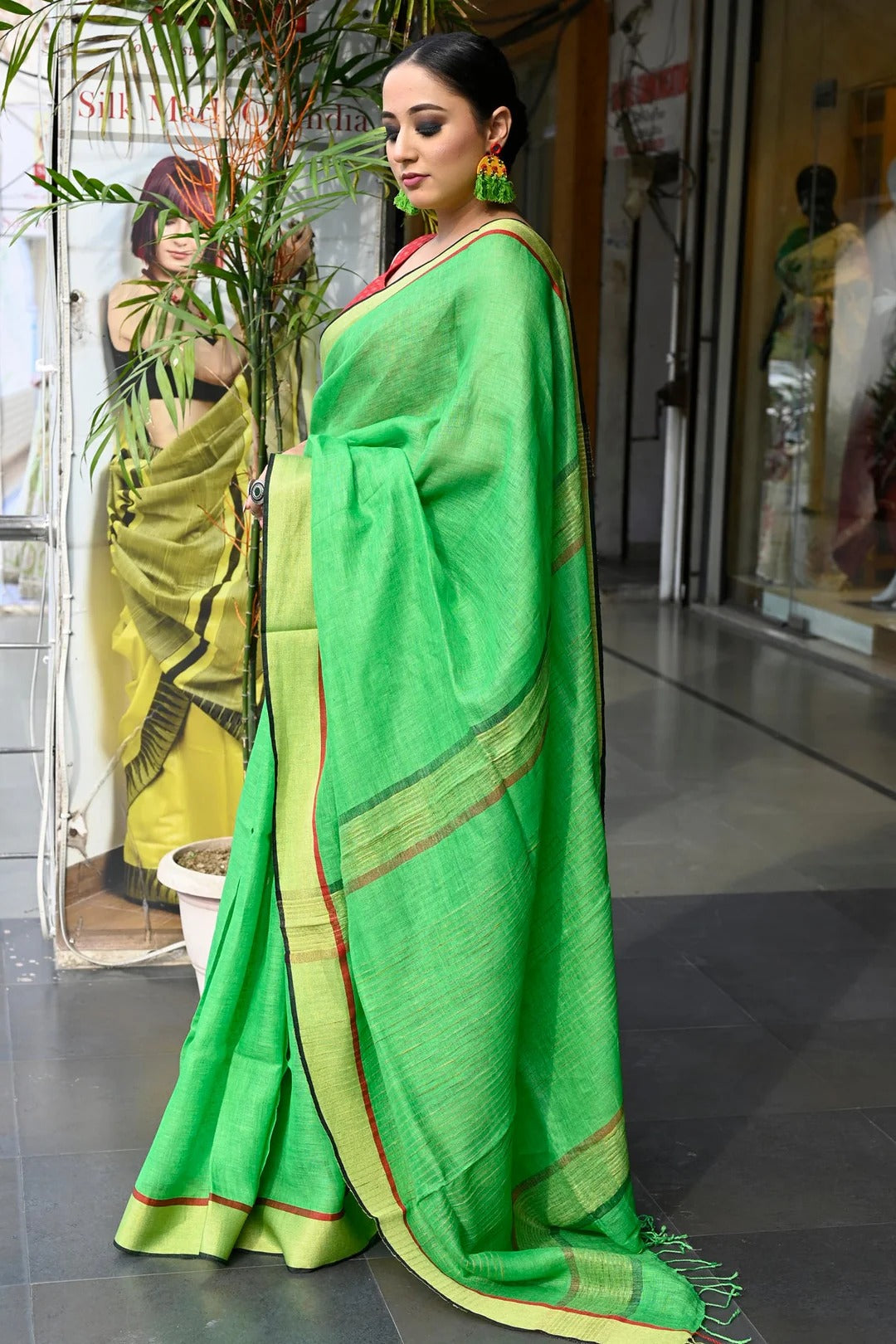 Office Wear Parakeet Green Color linen Handloom Saree