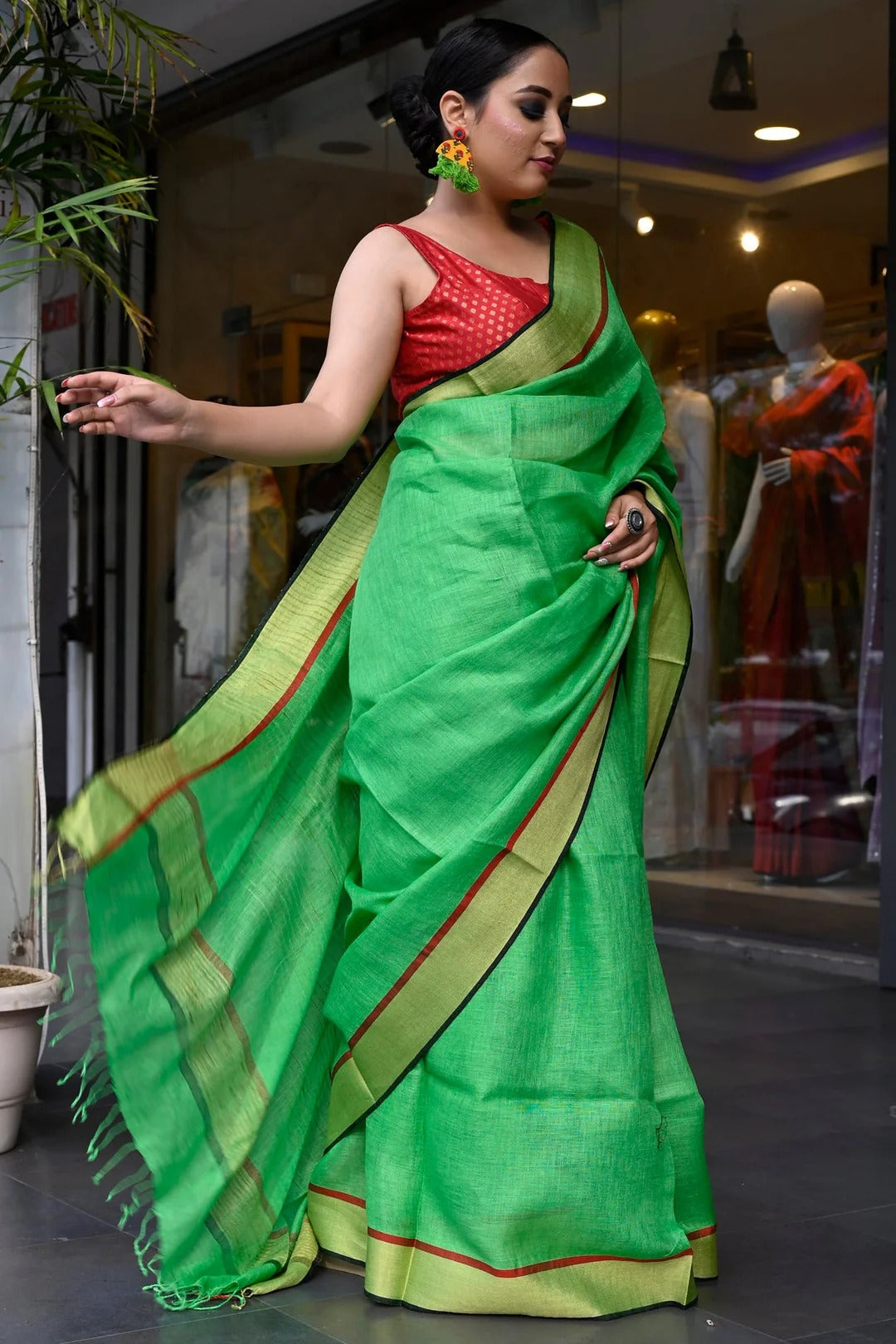 Office Wear Parakeet Green Color linen Handloom Saree