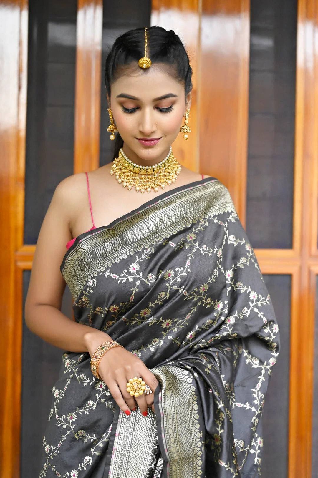 Party Wear Black Color Banarasi Soft Silk Saree with Zari Richenss