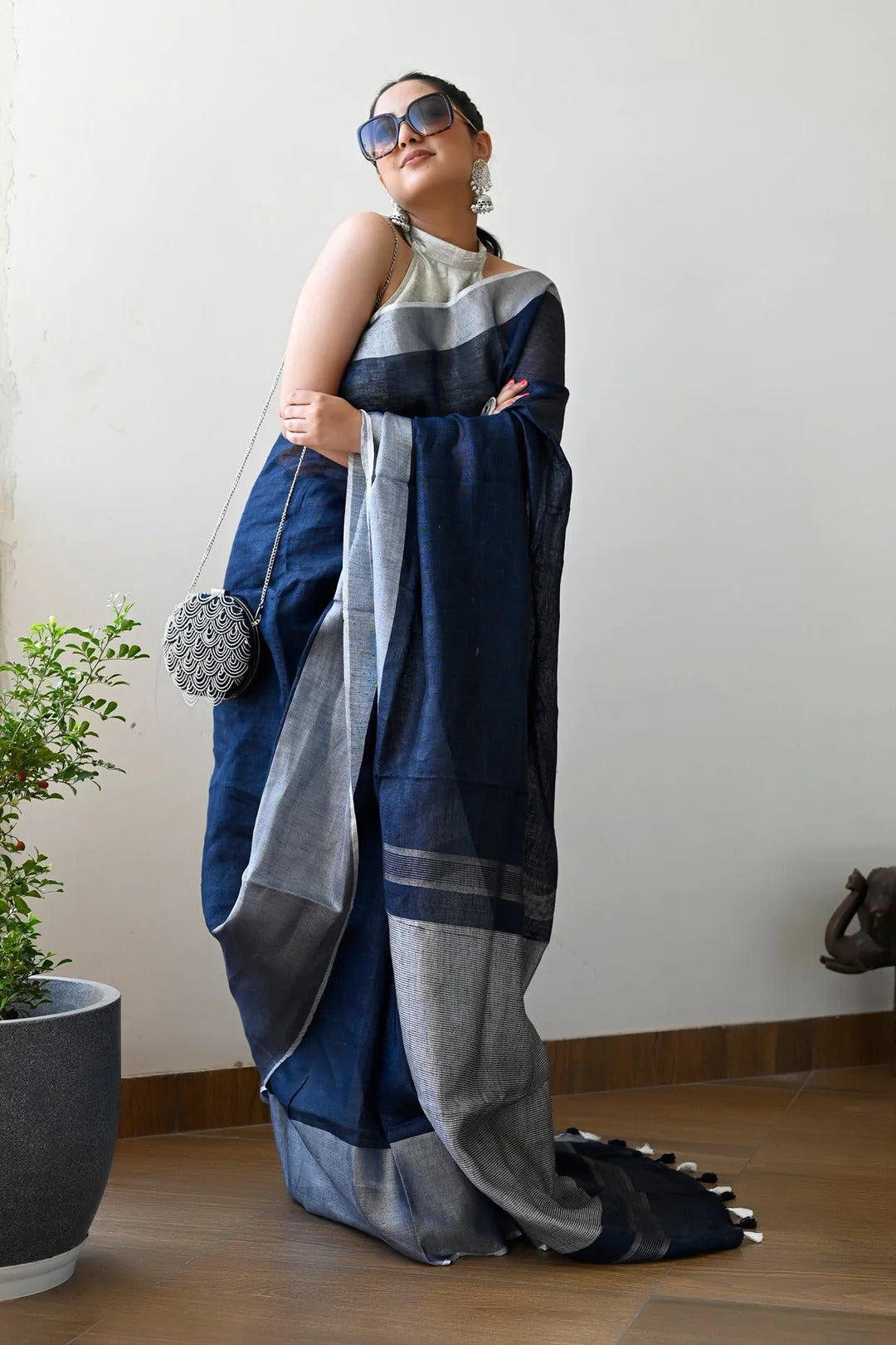 Party Wear Navy Blue Color Linen Handloom Saree with Silver Border