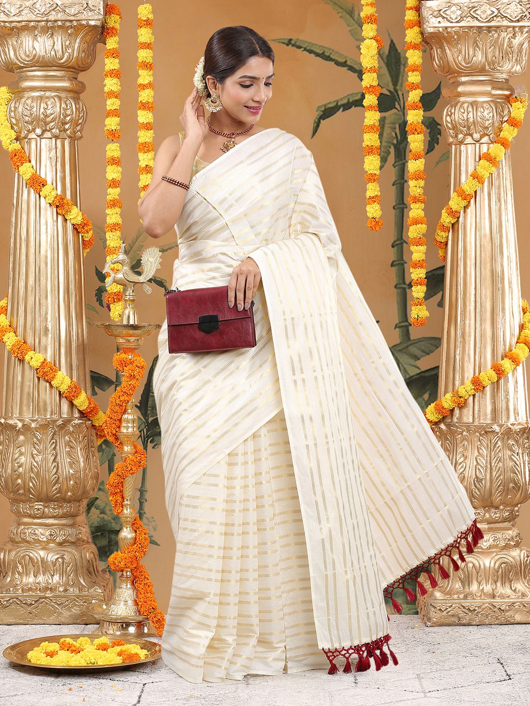 Wedding Wear Off-White Color Cotton Soft Silk Saree