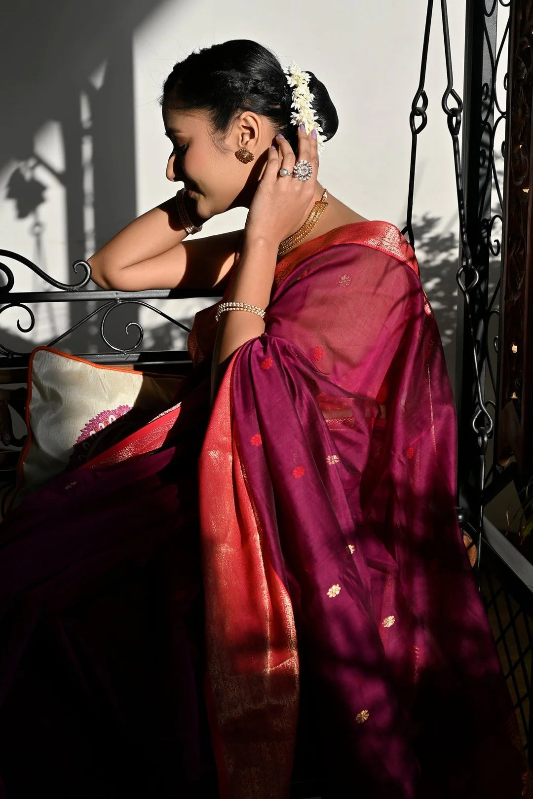Wedding Wear Purple And Red Color Maheshwari Saree With Golden Zari Pallu